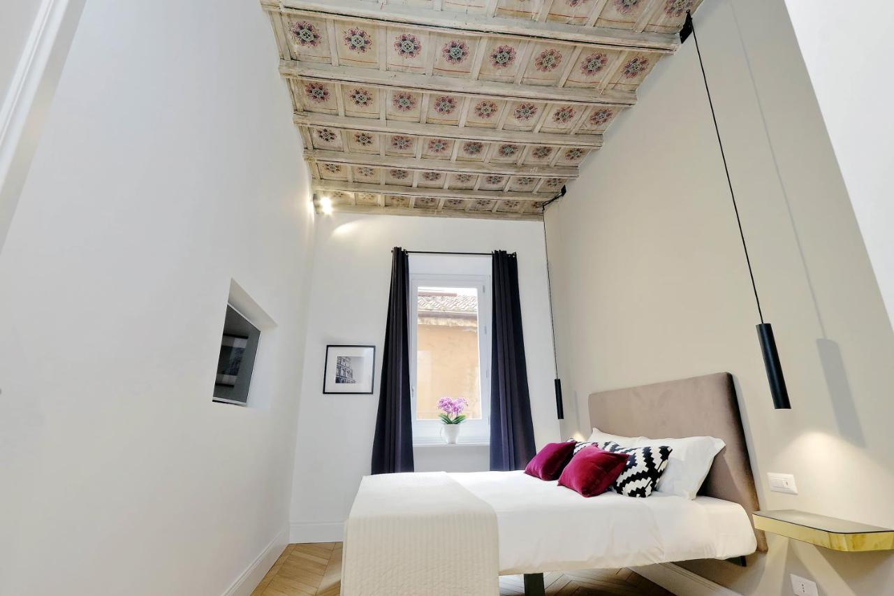 Eve Guest House At Trevi Fountain Rom Exteriör bild