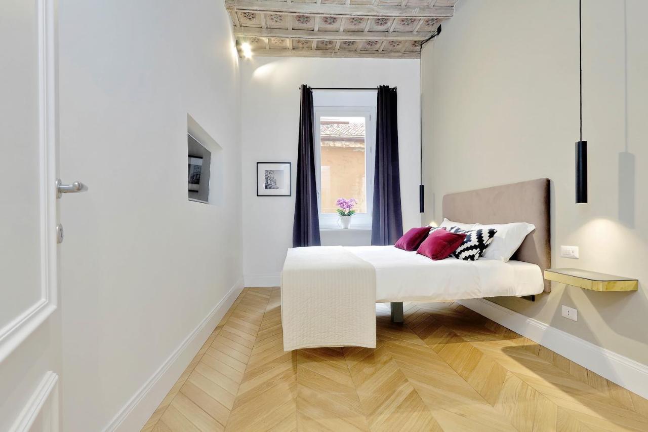 Eve Guest House At Trevi Fountain Rom Exteriör bild