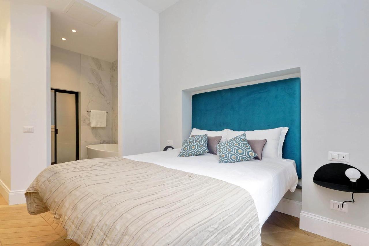 Eve Guest House At Trevi Fountain Rom Exteriör bild