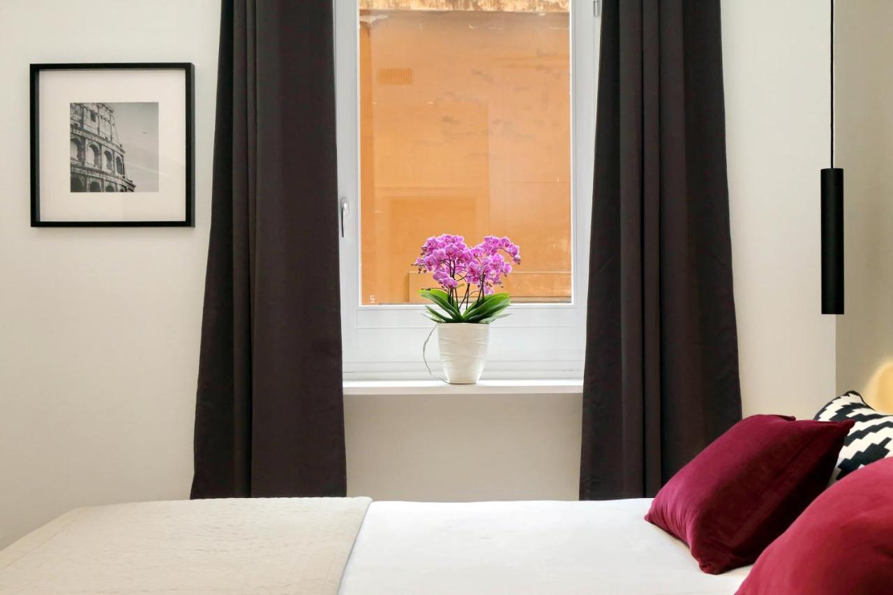 Eve Guest House At Trevi Fountain Rom Exteriör bild